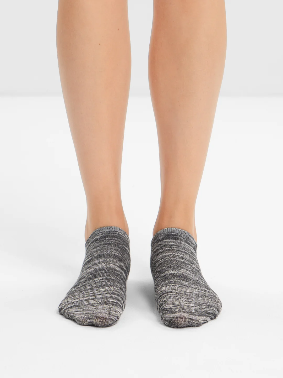 Черный носки женские короткие POOPSOCKS
