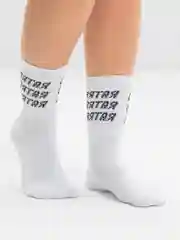 Носки с надписью "Святая"