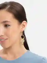 Серьги золотые, бохо, черный шарик, перья, кисточки на море