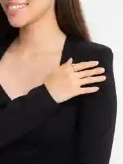Белый кольцо с сердечками