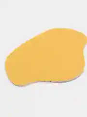 Белый напяточники из перфорированной экокожи