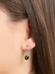 Зеленый комплект: серьги и цепочка, с камнем