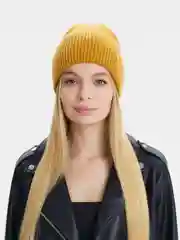 Горчичный шапка женская