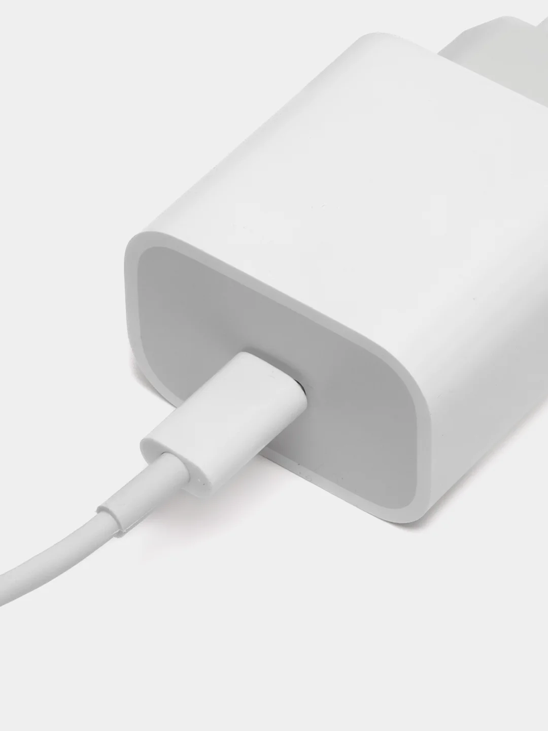 Сетевое зарядное устройство для Apple 11,12,13 USB-C PD20W в комплекте с кабелем (белый)