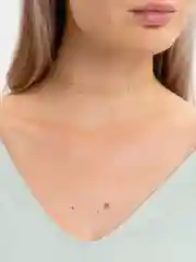 Зеленый чокер пластиковый
