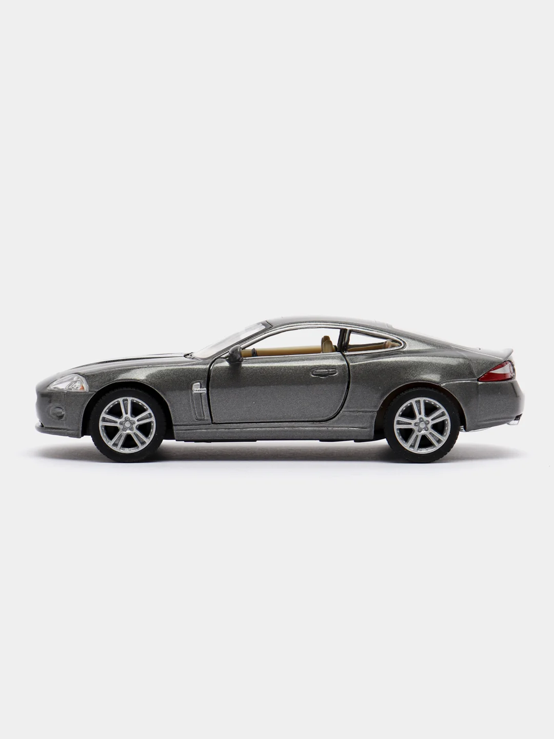 Серый машинка металлическая, инерционная, Jaguar XK Coupe KT5321D 1:38 KINSMART