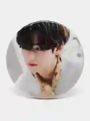 Небесно-голубой k-pop значки "BTS"  маленькие 38мм