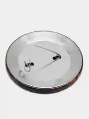 Алый закатной значок
