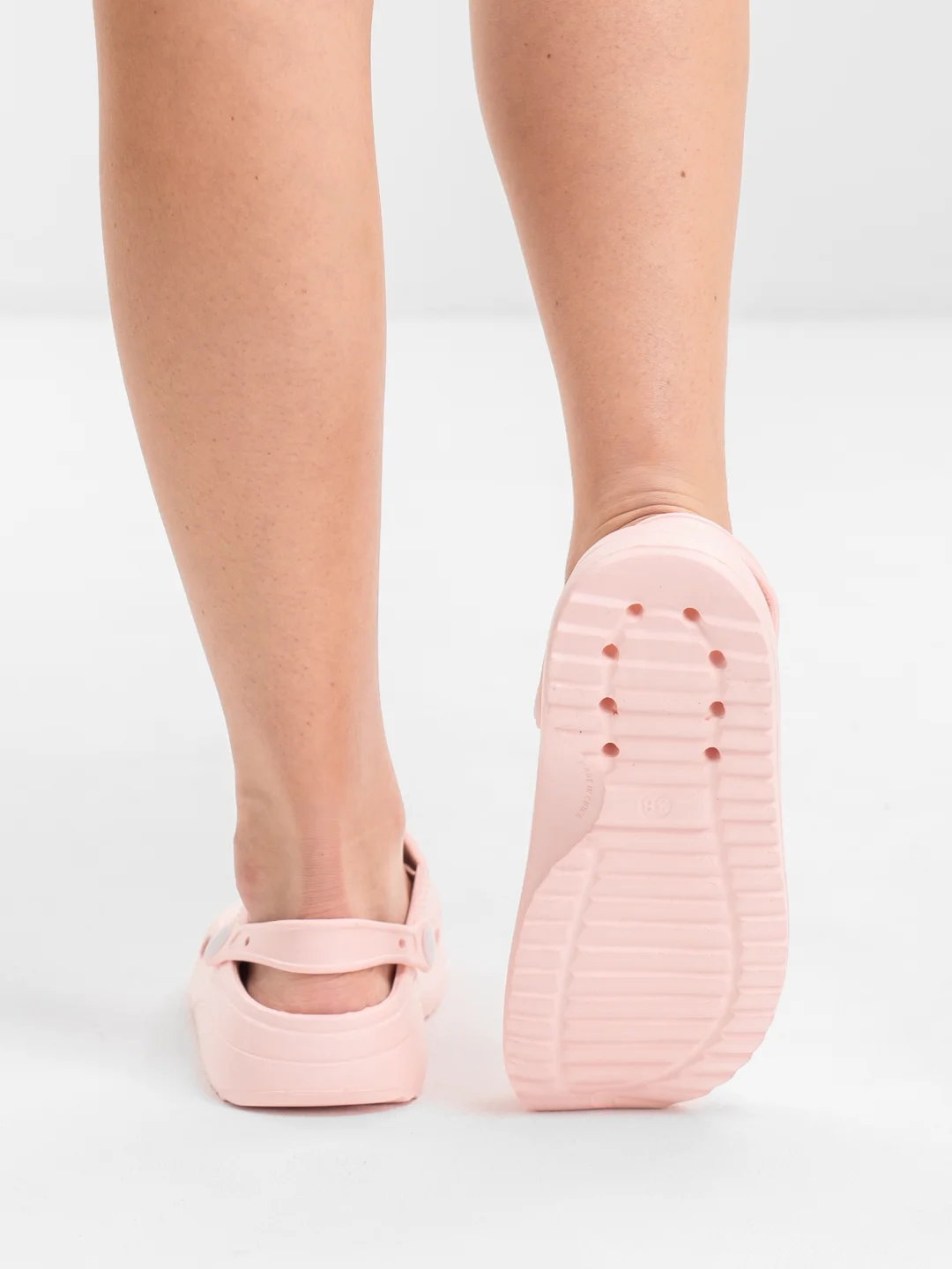 Розовый сабо женские IZI, размеры 36-40