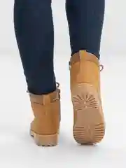 Горчичный ботинки женские