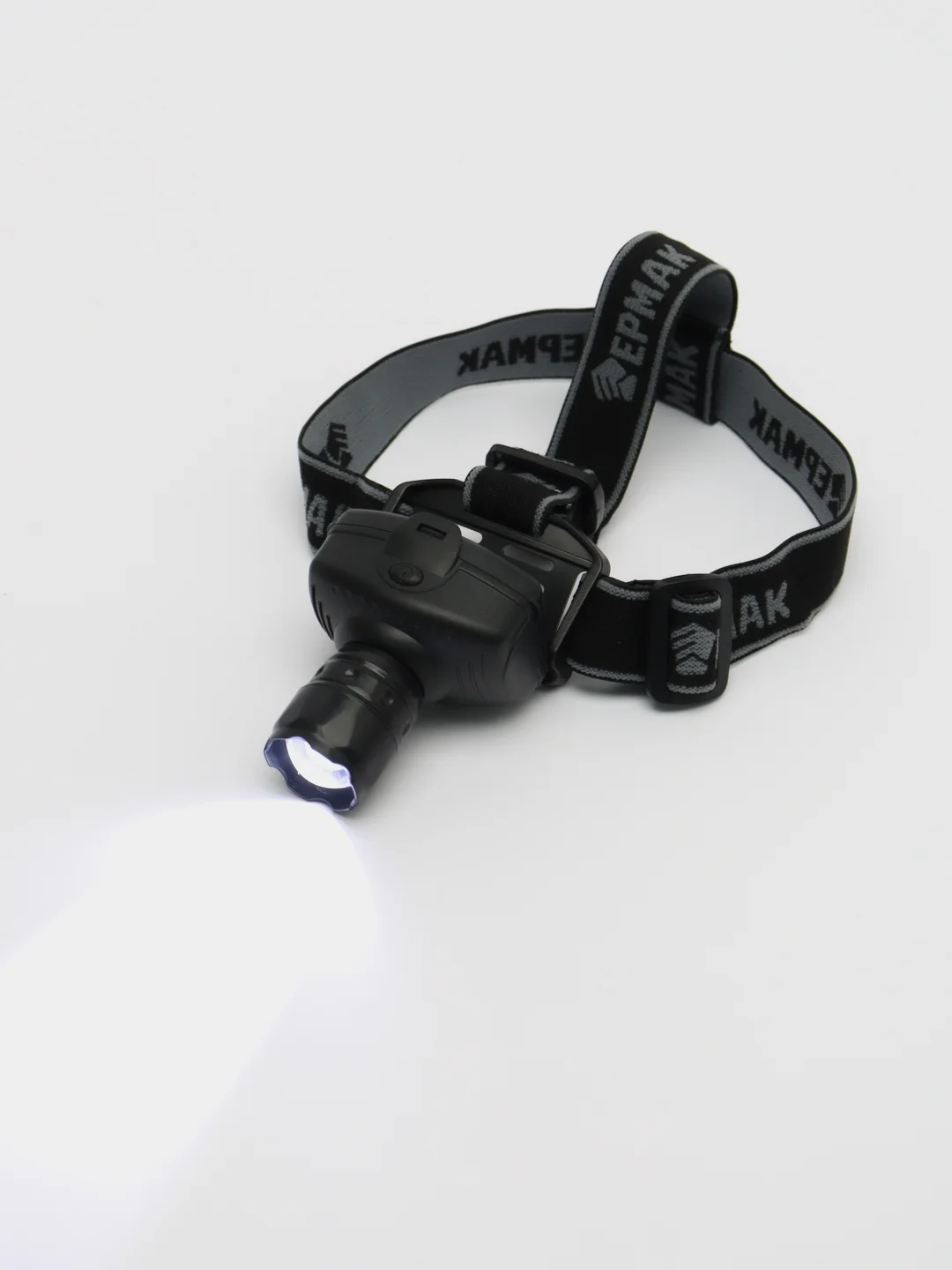 Ермак фонарь налобный, с фокусировкой, 3 Вт, LED, 3xAAA, 6 х 5 см