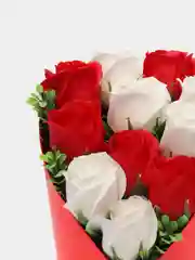 Алый букет из вспененного мыла , подарок на Новый год маме,сестре,коллеге ,подарочный набор