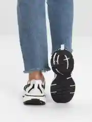 Черный кроссовки женские