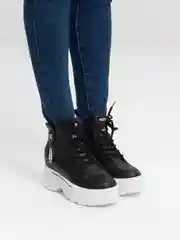 Хром ботинки женские, белые
