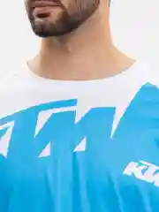 Голубой спортивная одежда