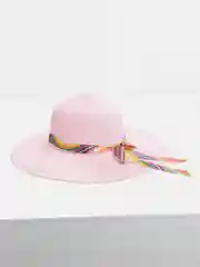 Розовый шляпа женская