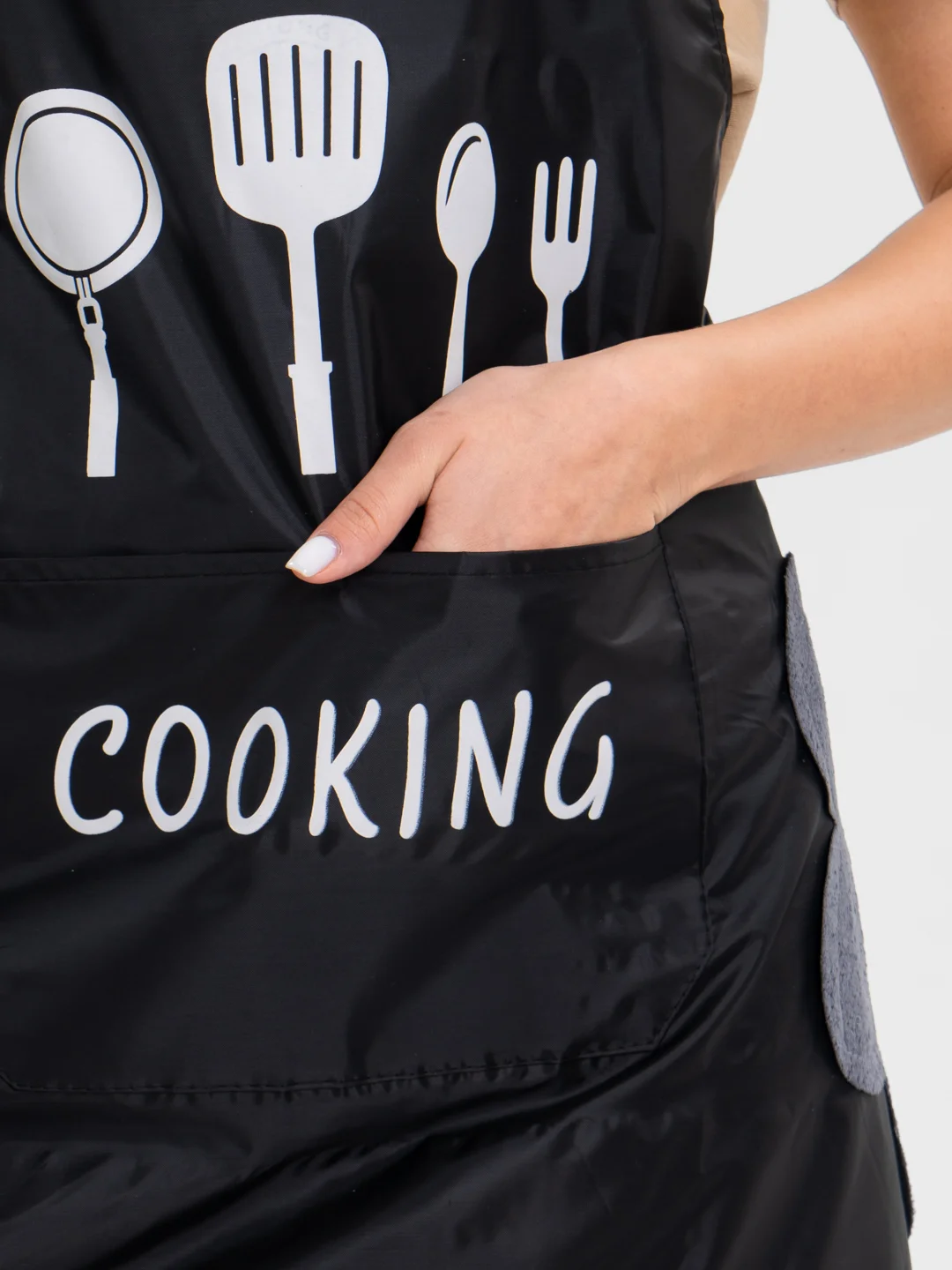 Черный фартук кухонный COOKING
