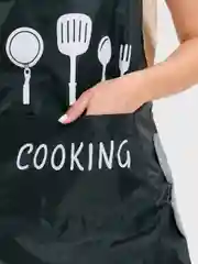 Тёмно-зелёный фартук кухонный COOKING