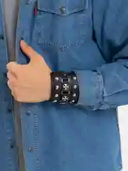 Браслет с клёпками, унисекс