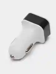 Черный автомобильное зарядное устройство 2xUSB с индикатором 1А, 2.1А / Автомобильный адаптер