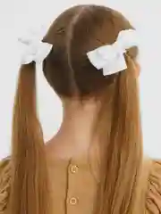 Белый бантики на резинке, школьные банты