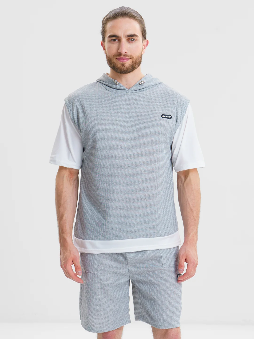 Серый костюм: шорты, футболка, oversize