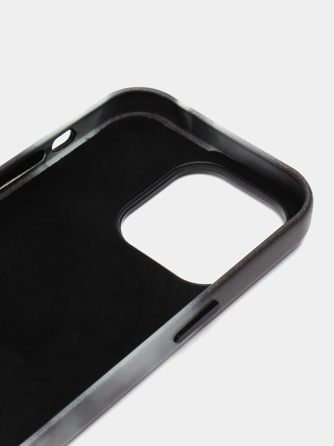 Угольный чехол MagSafe для iPhone 14 Pro кожаный BROSCORP с защитой камер, микрофиброй, экокожа