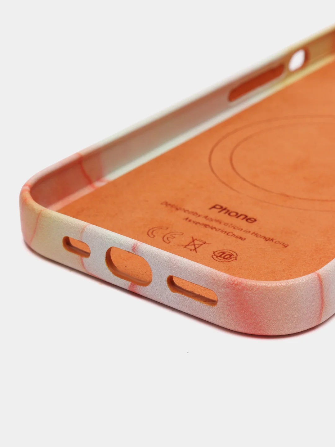 Манго чехол MagSafe для iPhone 14 Pro кожаный BROSCORP с защитой камер, микрофиброй, экокожа
