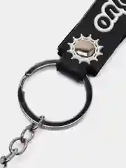 Багровый брелок с героями мультфильмов / брелок для ключей / брелок для рюкзака маленький