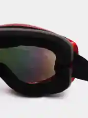 Красный горнолыжная маска