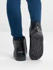 Хром угги женские зимние короткие с мехом дутики теплые