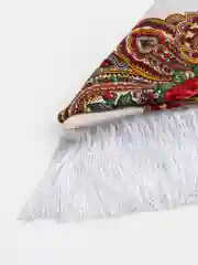 Молочный платок женский, в русском стиле, с бахрамой, с цветами