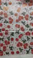 Молочный скатерть одноразовая п/эт. 110х150см на стол