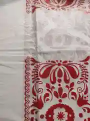 Слоновая кость скатерть одноразовая п/эт. 110х150см на стол