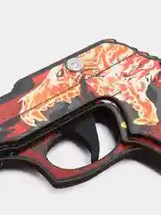 Красный пистолет резинкострел из игры CS GO, деревянный