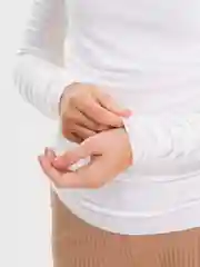 Белый лонгслив женский, с длинным рукавом