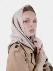 Бежевый меланж косынка кожаная двусторонняя, платок женский из экокожи