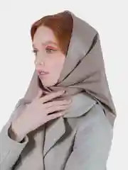 Светло-коричневый косынка кожаная двусторонняя, платок женский из экокожи