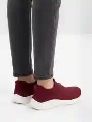 Бордовый кроссовки женские слипоны