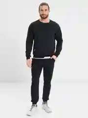 Черный спортивный мужской костюм