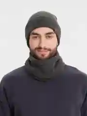 Угольный набор: шапка и снуд