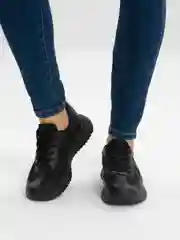 Черный кроссовки женские спортивные