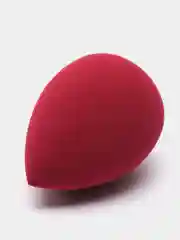Бордовый спонж для макияжа