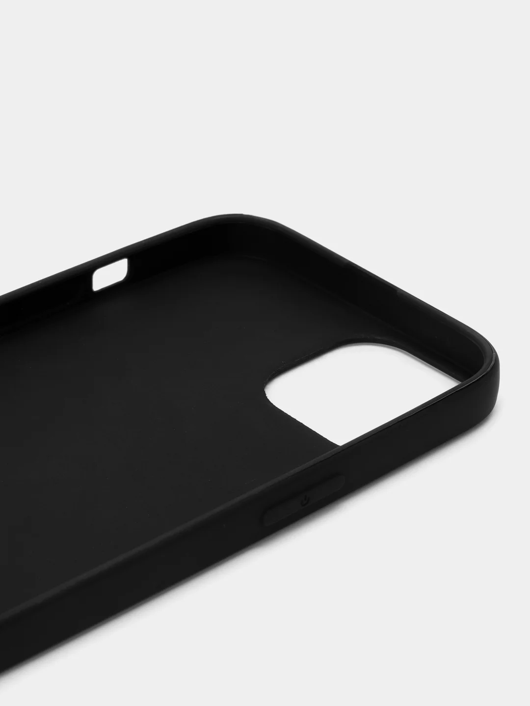 Черный чехол ТПУ на iPhone 13