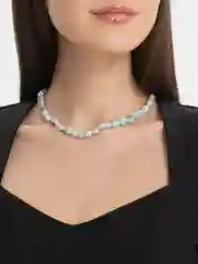 Голубой бусы из камня
