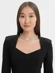 Голубой бусы из камня
