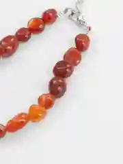 Розовый браслет из натурального камня