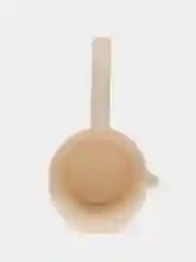 Бежевый ковш со сливом