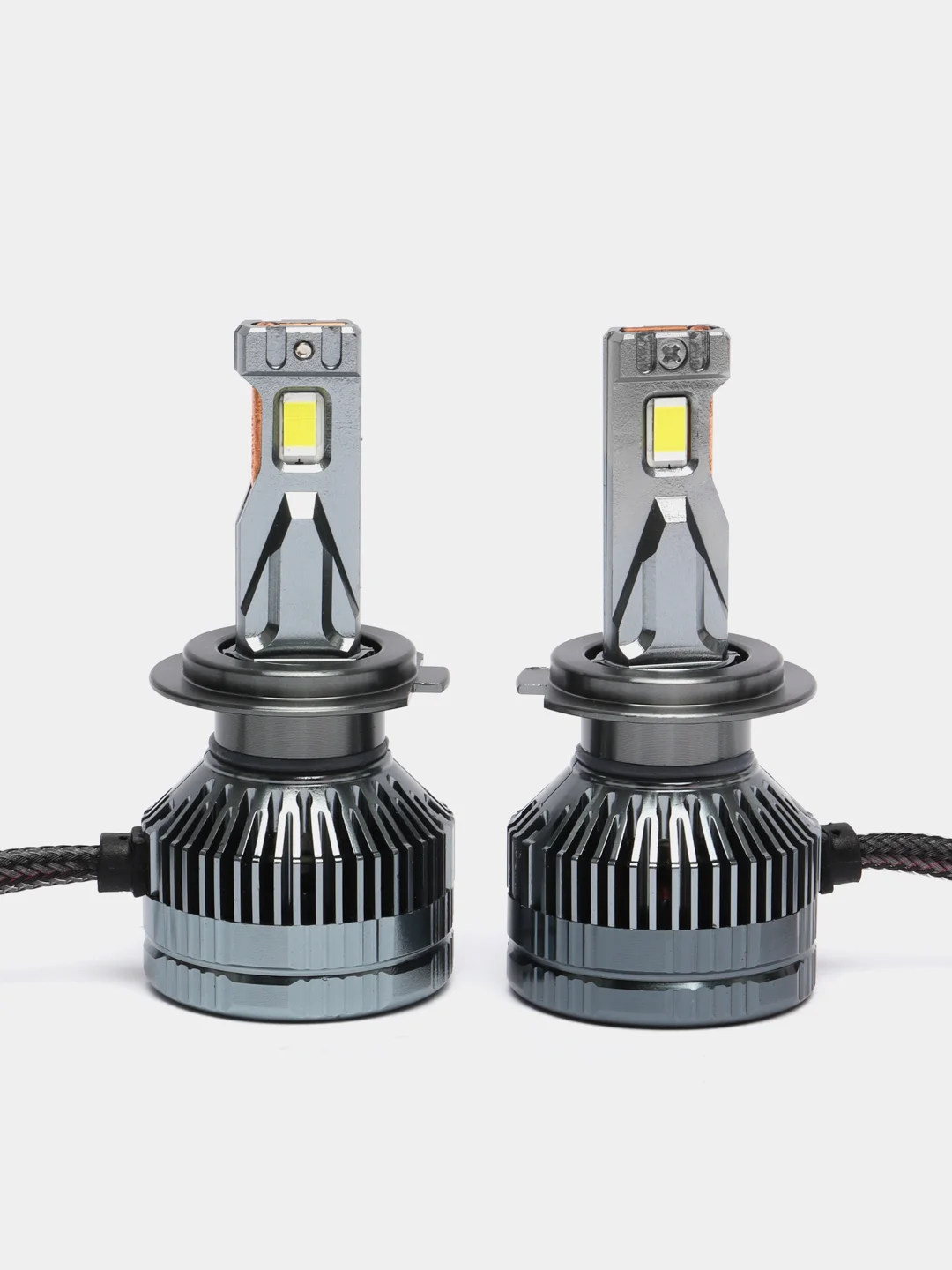 Светодиодная Led лампа V45 FAROCARO 100Вт H4