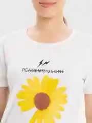 Белый футболка женская
